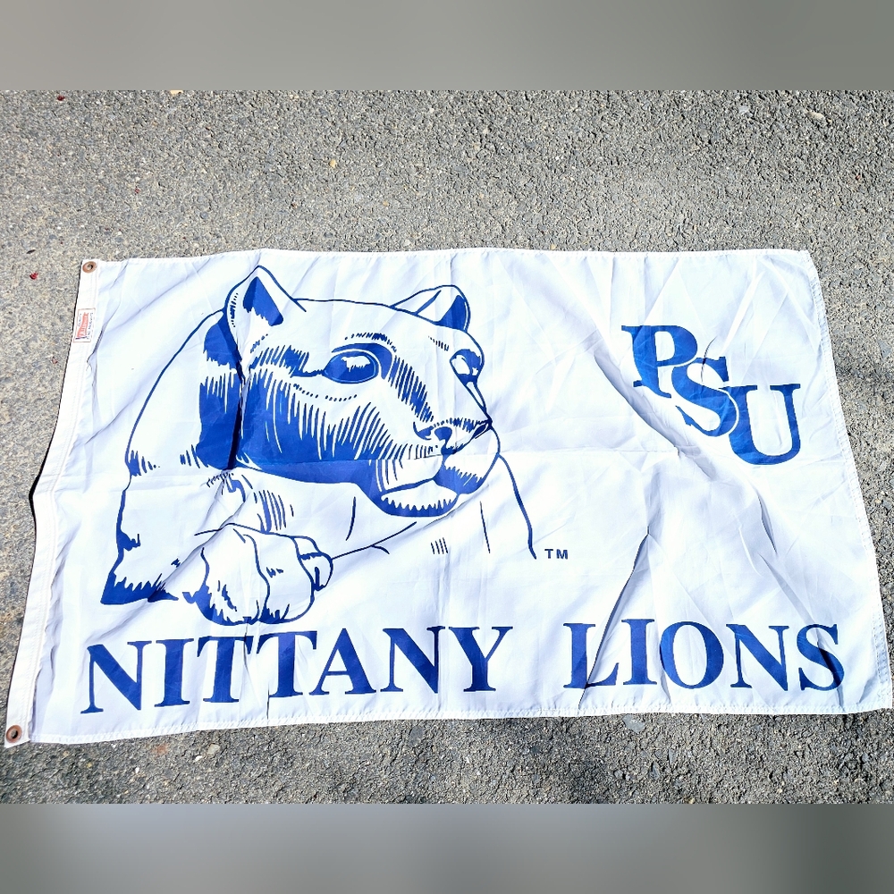 Vintage Penn State Nittany Lions PSU Flag